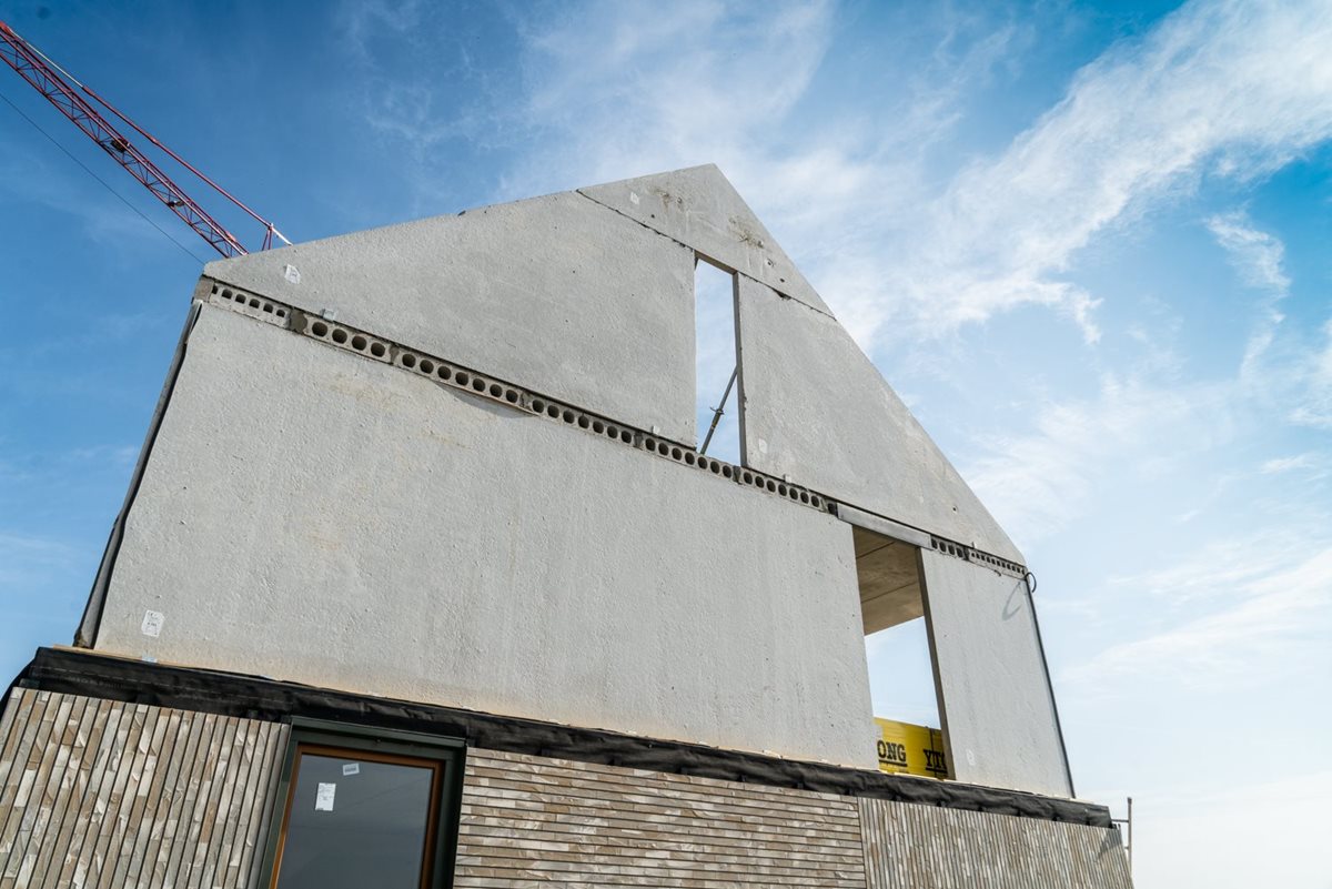 Casco met prefab gevel in Nijmegen