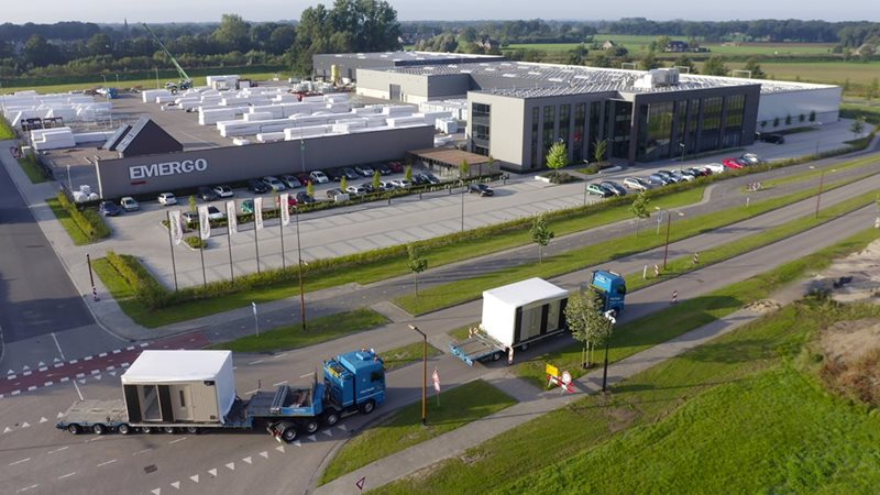 Premodu-woning elementen gaan naar de bouwplaats