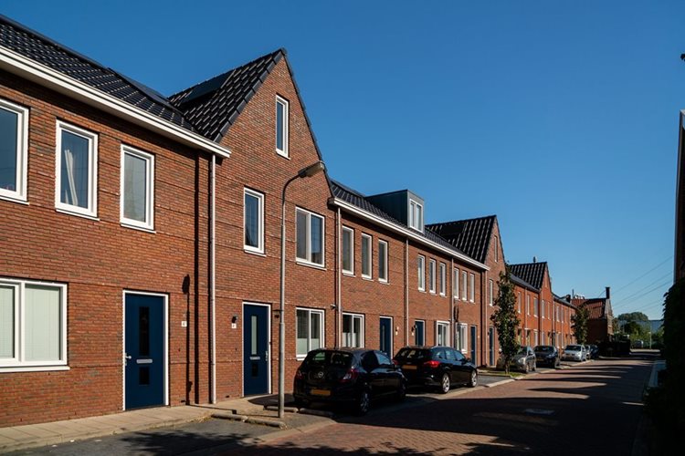 Prefab daken en dakkapellen voor 21 duurzame woningen