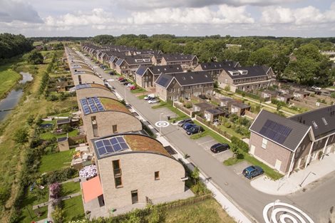 Ronde prefab daken in Driebergen met prefab componenten van Emergo