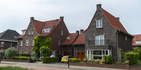 Prefab daken van Emergo op woningen in Wateringse Veld