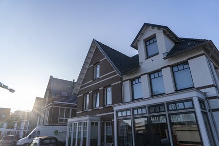 Fraaie woningen met prefab dak elementen van Emergo