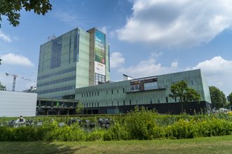 FITS: fraai gevelpaneel met onzichtbare zonnecollector